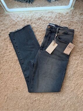 Good American Medium Blue Straight leg Mid-Rise Jeans